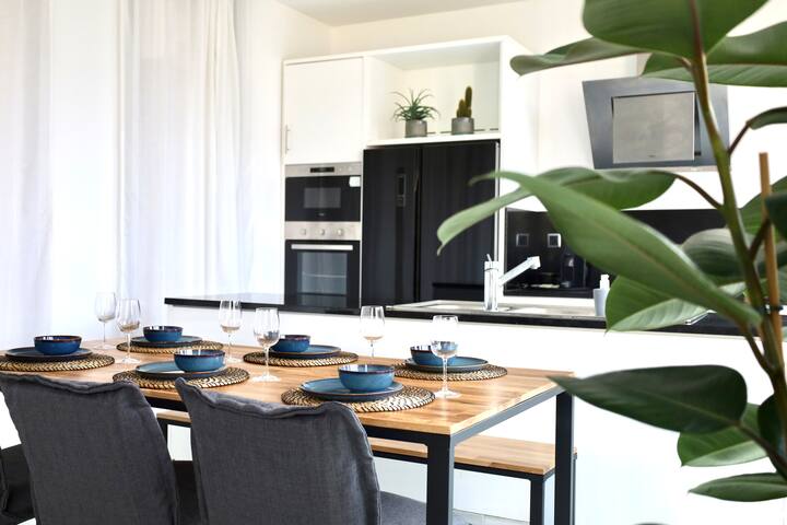 Ruim appartement op toplocatie Meir in Antwerpen gallery image 5