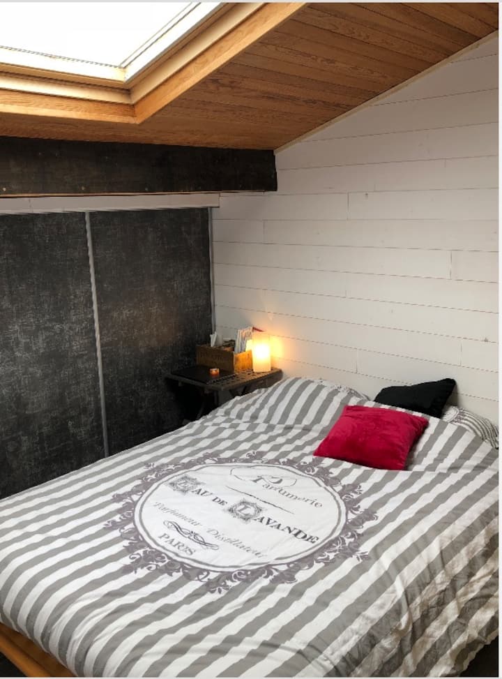 Chumba cha kulala juu ya kitanda 160x200