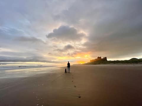 Charming Coastal Cottage Retreat in Northumberland