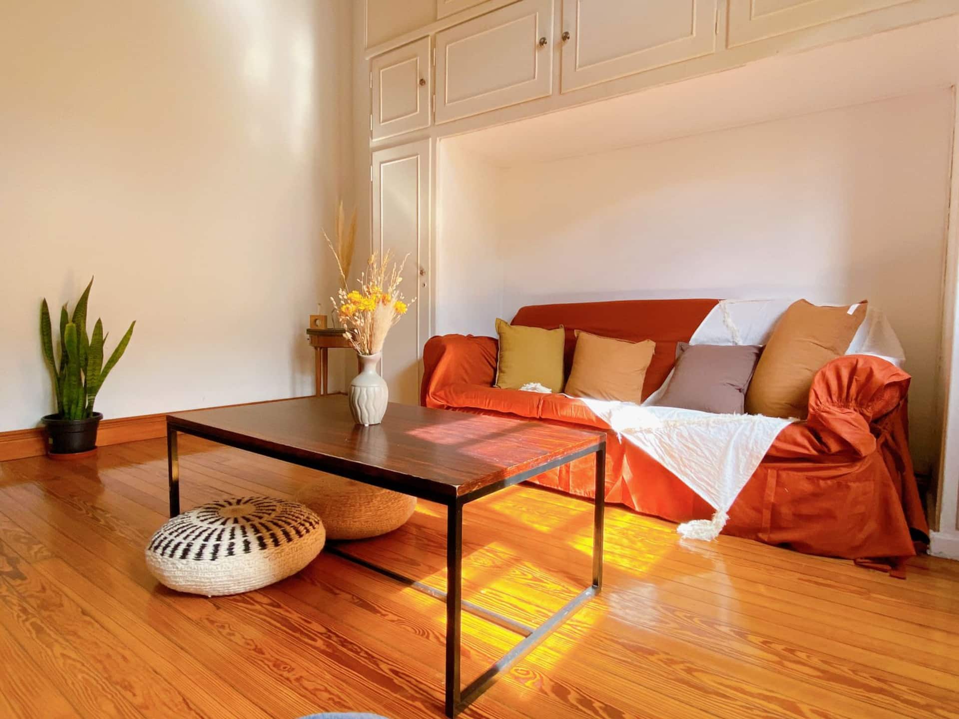 65 sq. meter 2-room apartment in a historic building