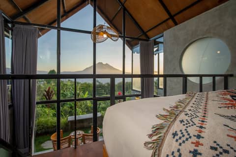 Majestic Mountain View Suite Room