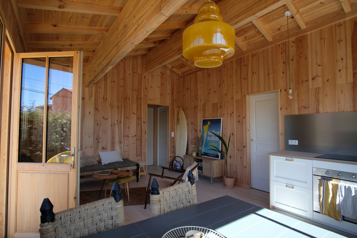 Successful Airbnb property: La Pampa, wooden cabin in Bassin style in Andernos Les Bains