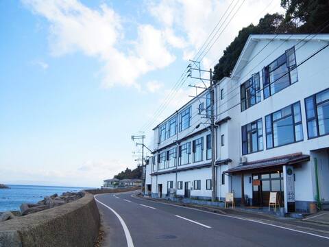 [Pets are allowed] Up to 40 people can stay!A homestay with a former restaurant with ocean views