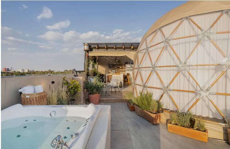 Roma Luxe Twin|Scenic PH+Glamping|Jacuzzi|WFH gallery image 3