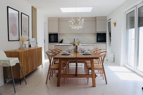Comfortable Penthouse with 200 sqm