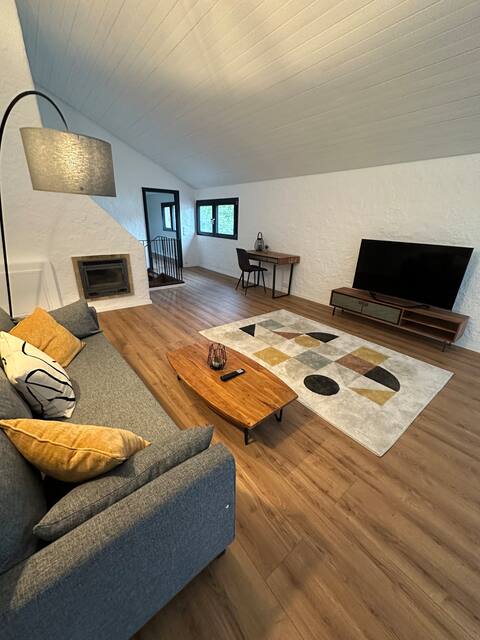 Fantastic architect-designed semi-detached house