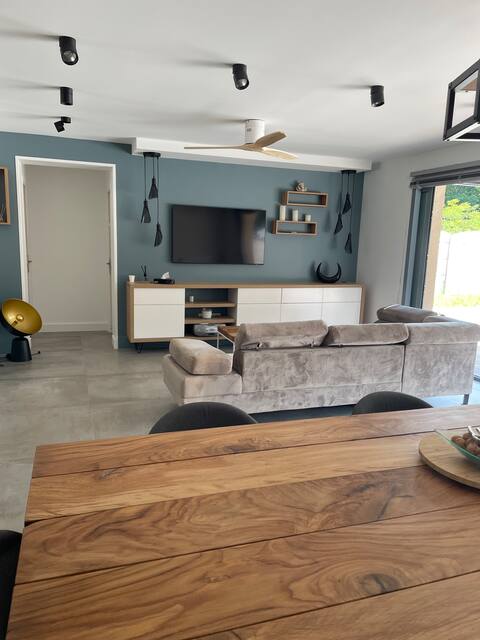 House with large pool, terrace, garden