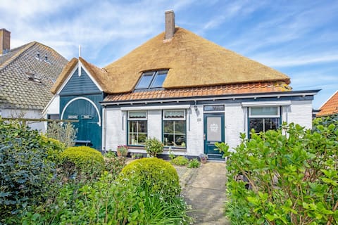 Popular Airbnb listing: Cozy apartment with a view. (G) Adults only in Texel