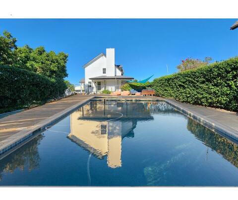 Farm Villa - Private Chef, 2 Homes, Spa Services