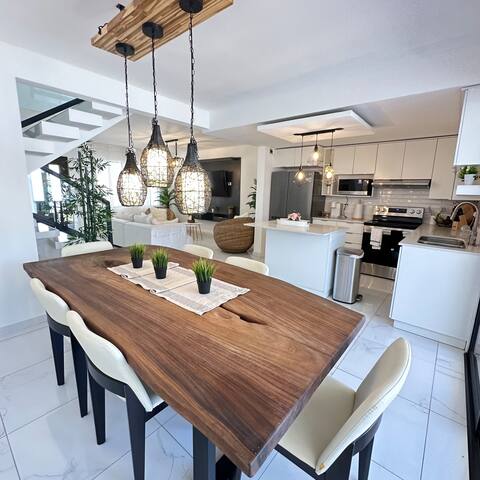Beautiful deluxe house