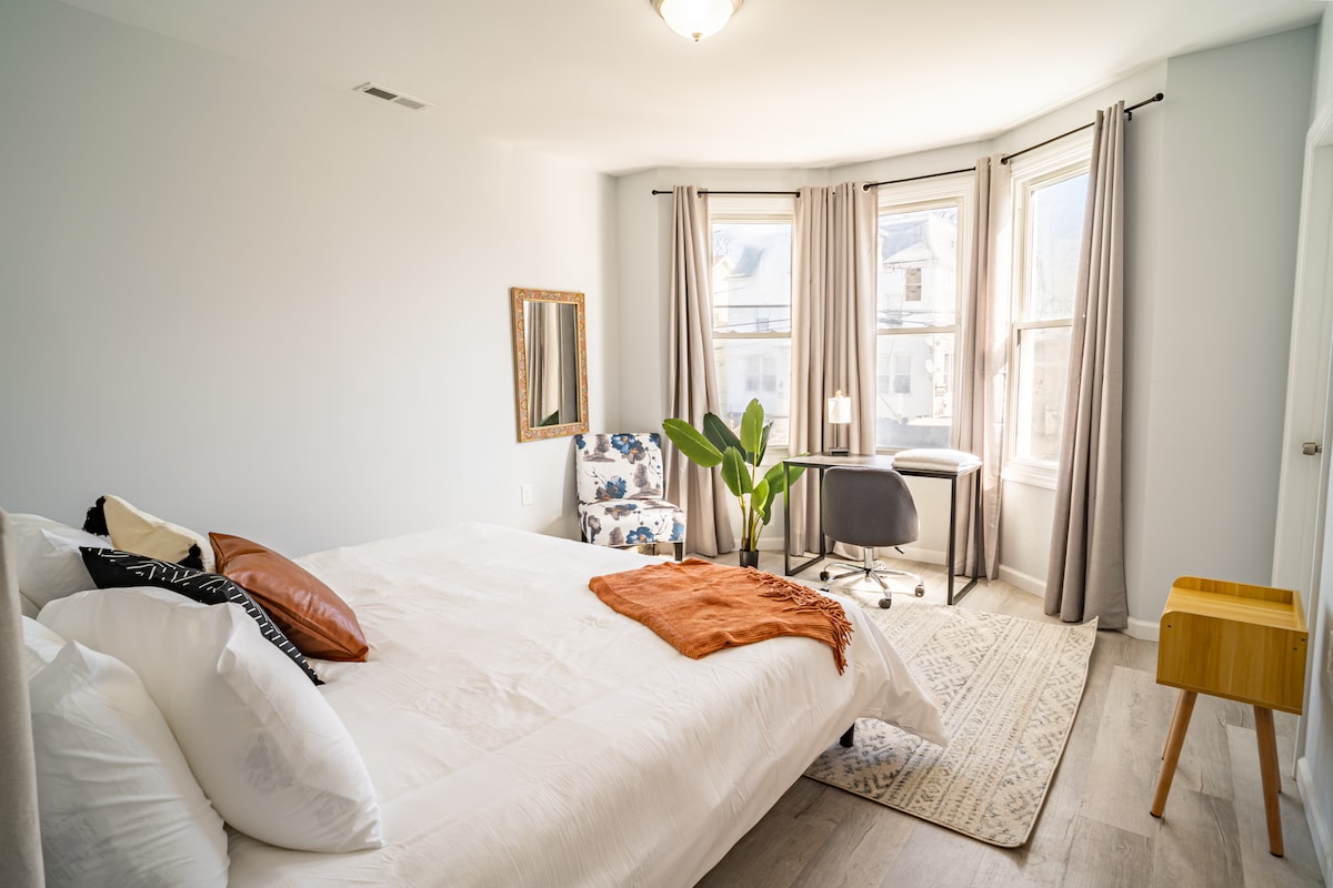 Spálňa 1 s manželskou posteľou King - 2. poschodie