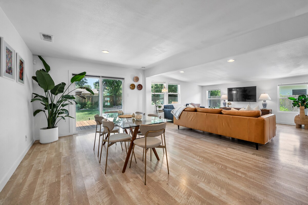 Private Room - Designer House