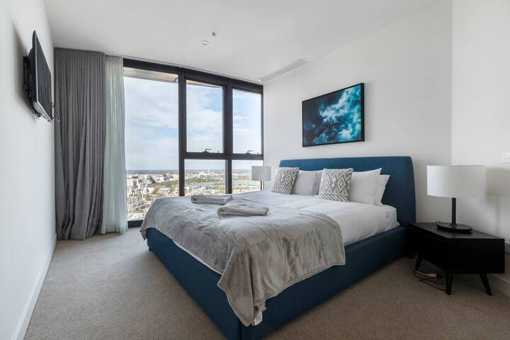 Luxurious 3 BRM Apartment gallery image 3