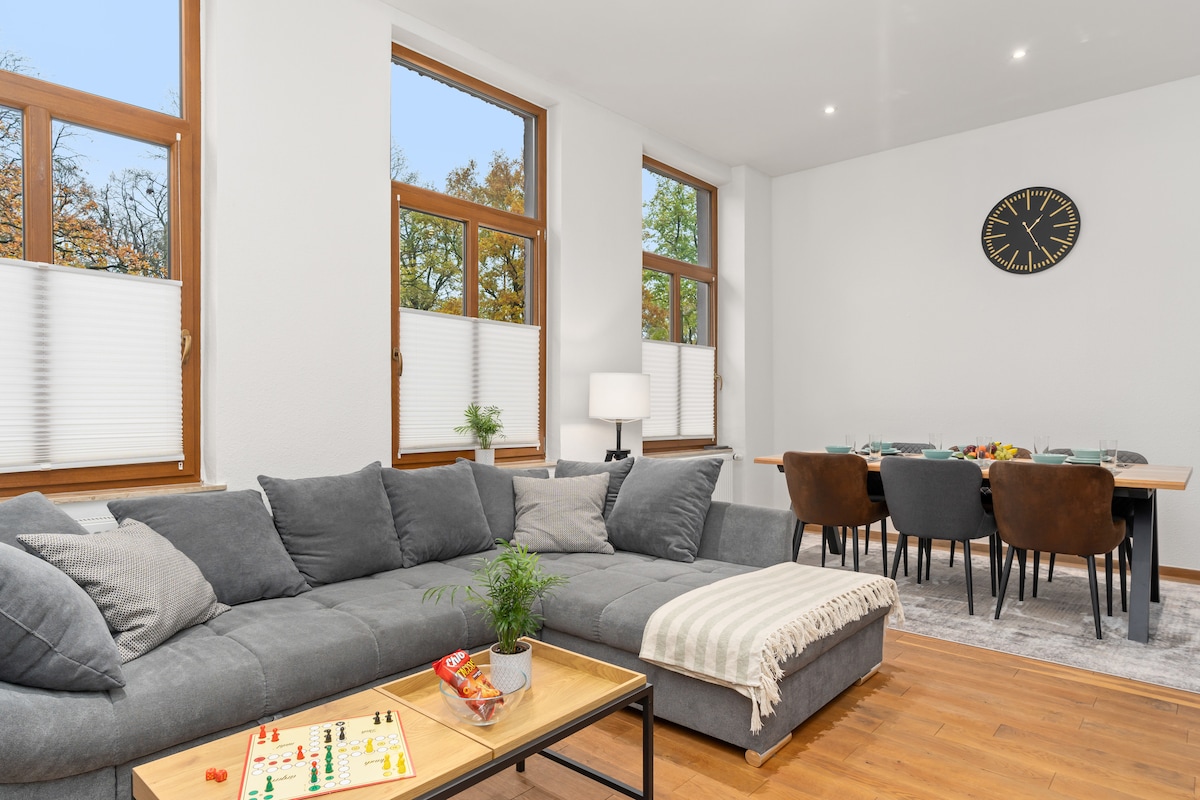 Successful Airbnb property: homey Apartments Park Suite: Zentral Ruhig Darts in Bremerhaven