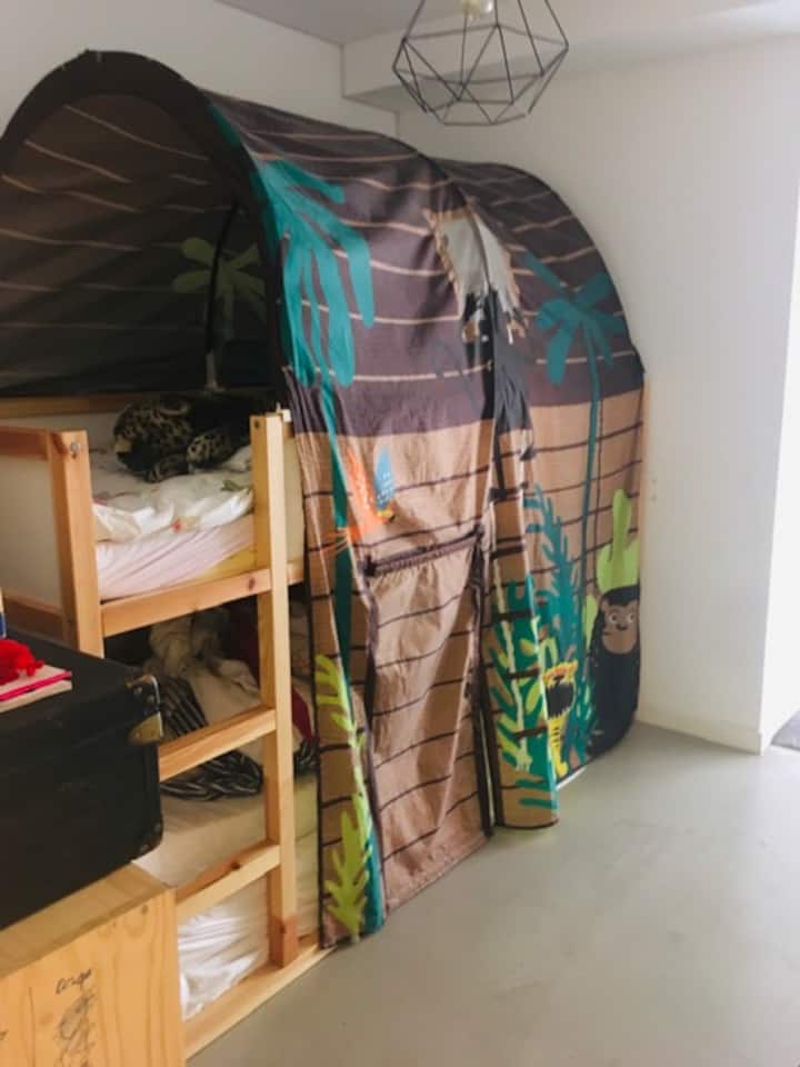 dhomë gjumi 3 krevate marinari