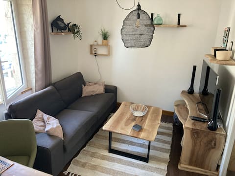Popular Airbnb listing: Apartment in the city center in La Turballe