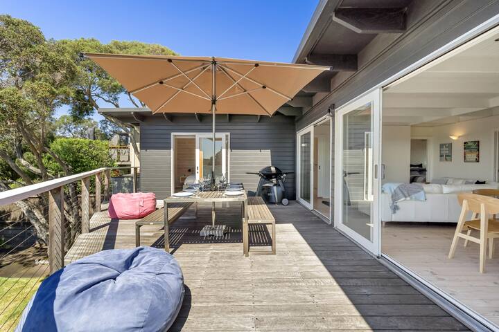 Geoffrey Family Entertainer & Pool, Blairgowrie gallery image 3