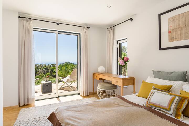 SeaView Oasis: 4BR, Pool, Tennis by Host For Us gallery image 2