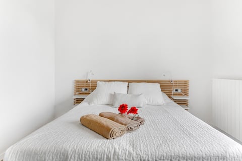 Alessia's Flat - Naviglio Grande 28