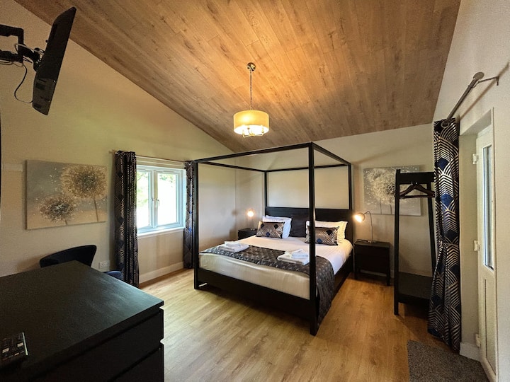 Breckland Lodge 3 With Hot Tub - Beauly