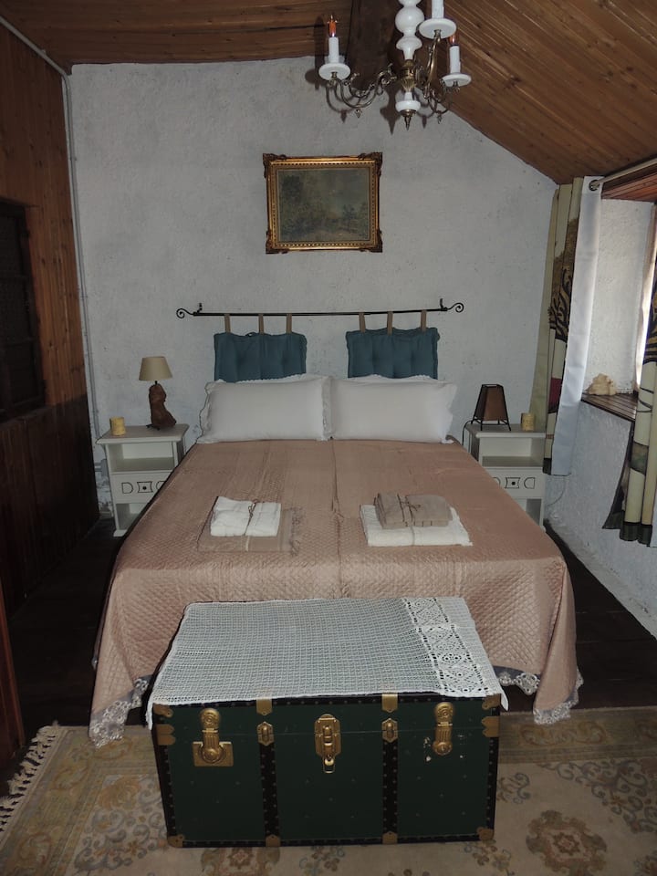 Cottage ya Gandalf Double Bedroom