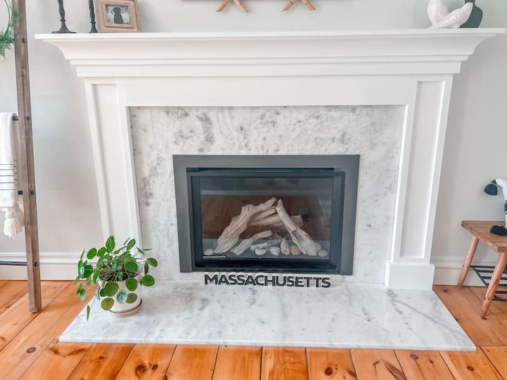 Hidden Gem W/ Outdoor Kitchen |5br 4ba - Mashpee, MA