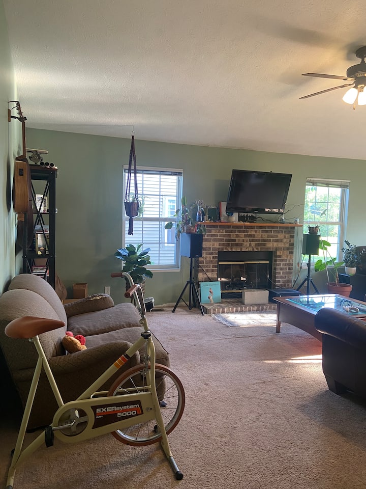 Fully Furnished Private Bedroom Houses for Rent in West Lafayette