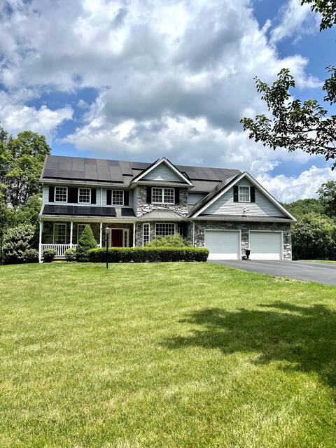 The Manhasset at Penn State