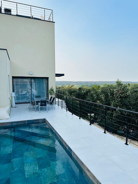 Charming contemporary home