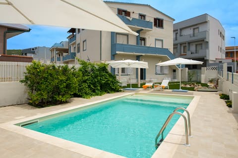 [ Private room and pool in the beach free wi-fi ]