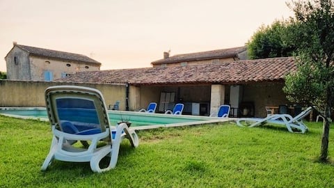 Mas Les Fabrys in the heart of Luberon