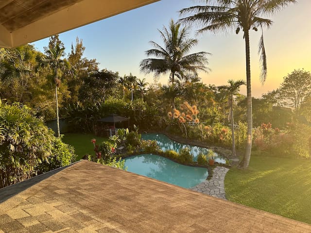 Holualoa Hideaway 15+ guests with guest cottage