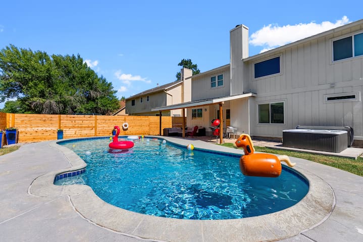 AustinCabaret 5BR – Pool+Jacuzzi+PoolTable+Arcades