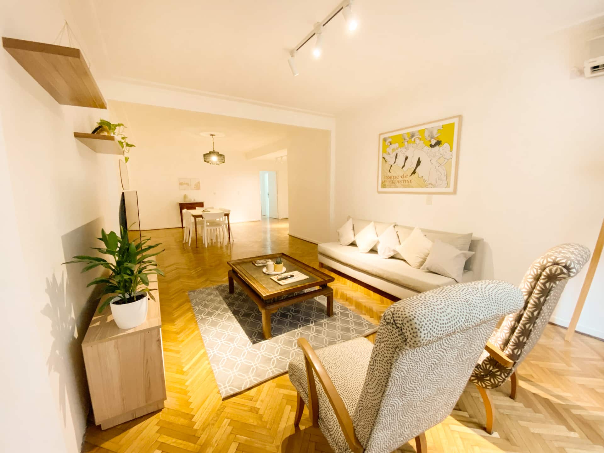 Apartamento amplo para 3 quartos em Recoleta