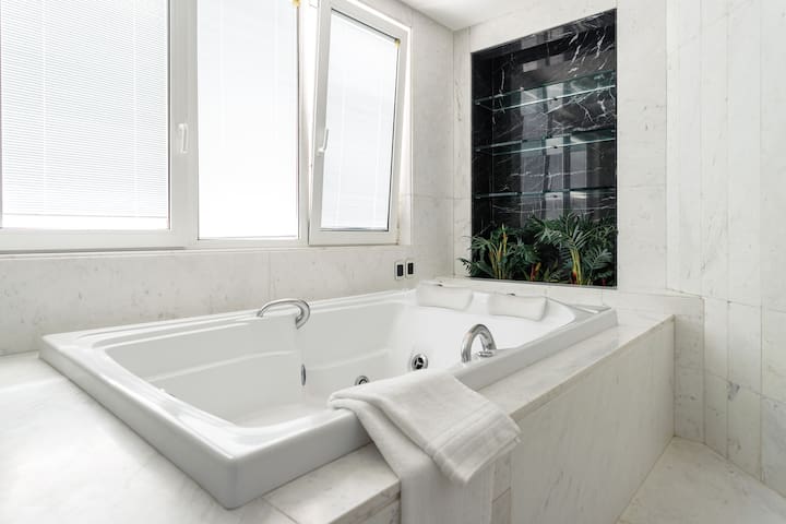 MySide managed Airbnb listing 2