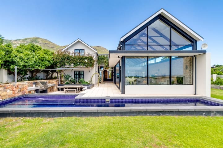 Villa Sanne gallery image 2