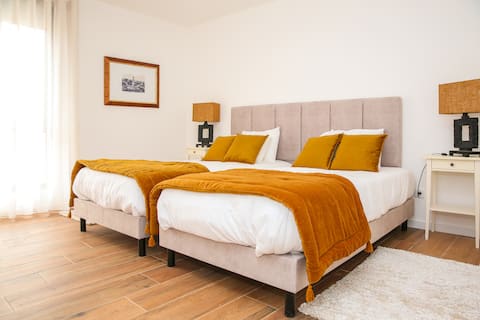 Marques de Pombal – Suite with 2 beds
