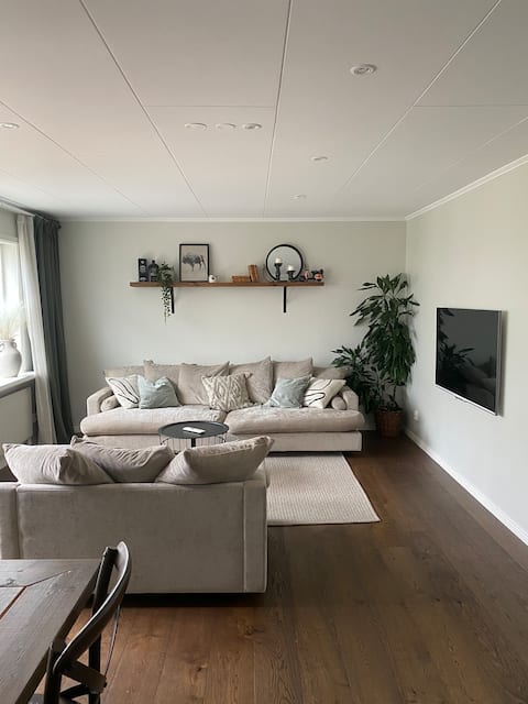Top performing Airbnb: Family-friendly accommodation on Ekerö in Ekerö