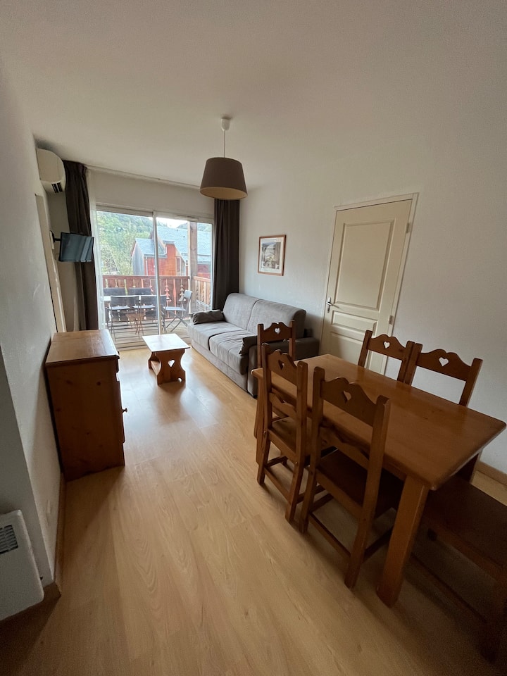 Joli Appartement Avec Terrasse - Ax-les-Thermes