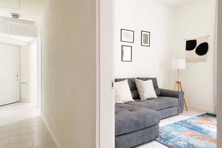 Milano Voyager apartment, great location, 6 guests gallery image 2