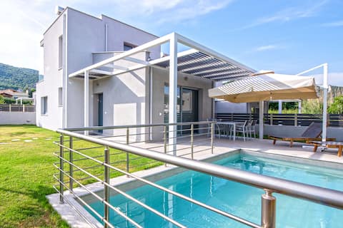 AG Luxury Villas Iraklitsa, Villa 3