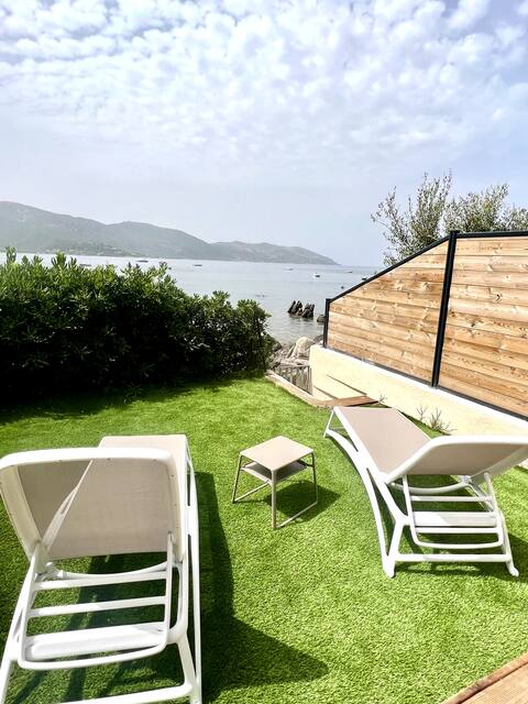 SEA/BEACH ACCESS, 2-4 pers apartment