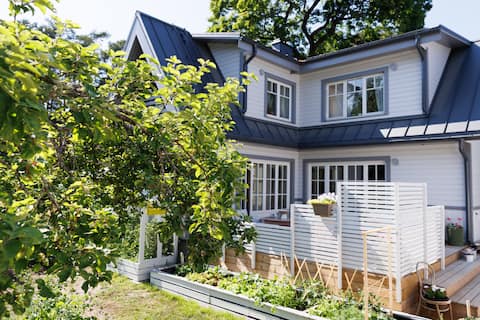 Cozy Villa Meidi in Võsul