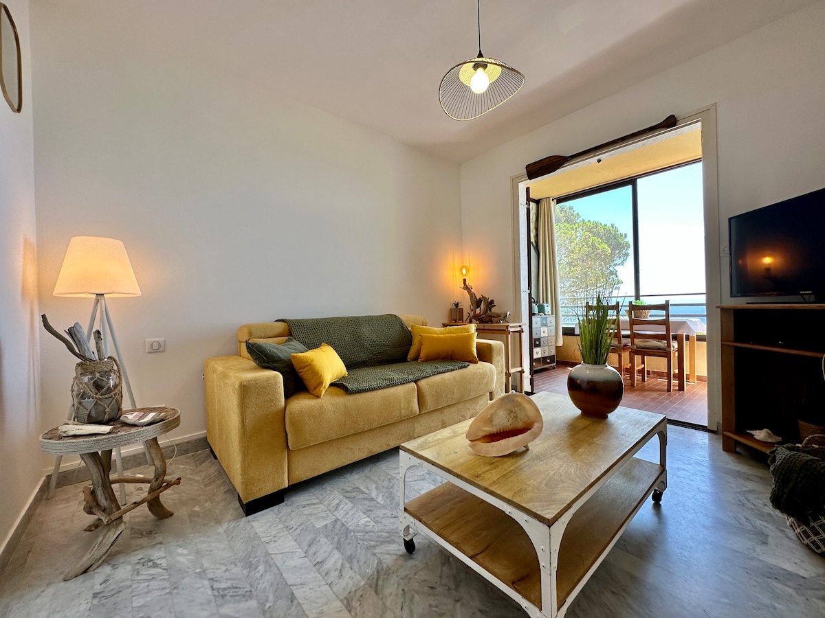 Airbnb performant: Beautiful studio, sea view and beaches 5 minutes away à Ajaccio