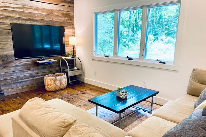 Home + Guesthouse-perfect For Large Group/retreat - Mississippi