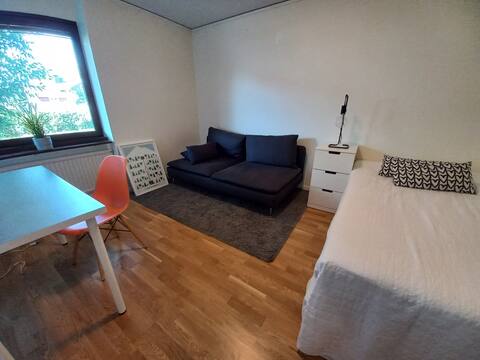 2 room with kitchenette near city & nature