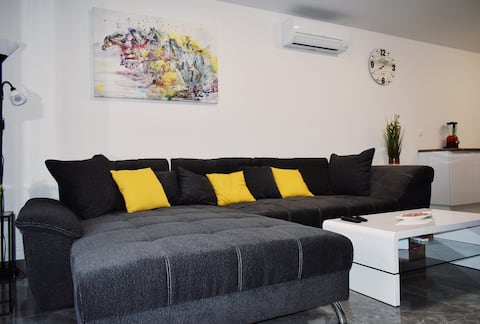 Luxury apartment SOL INN near Split (with parking)