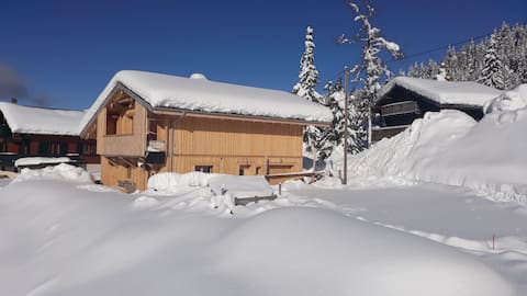 Top Airbnb: Savoyard Chalet La Capite in Véro à Les Gets