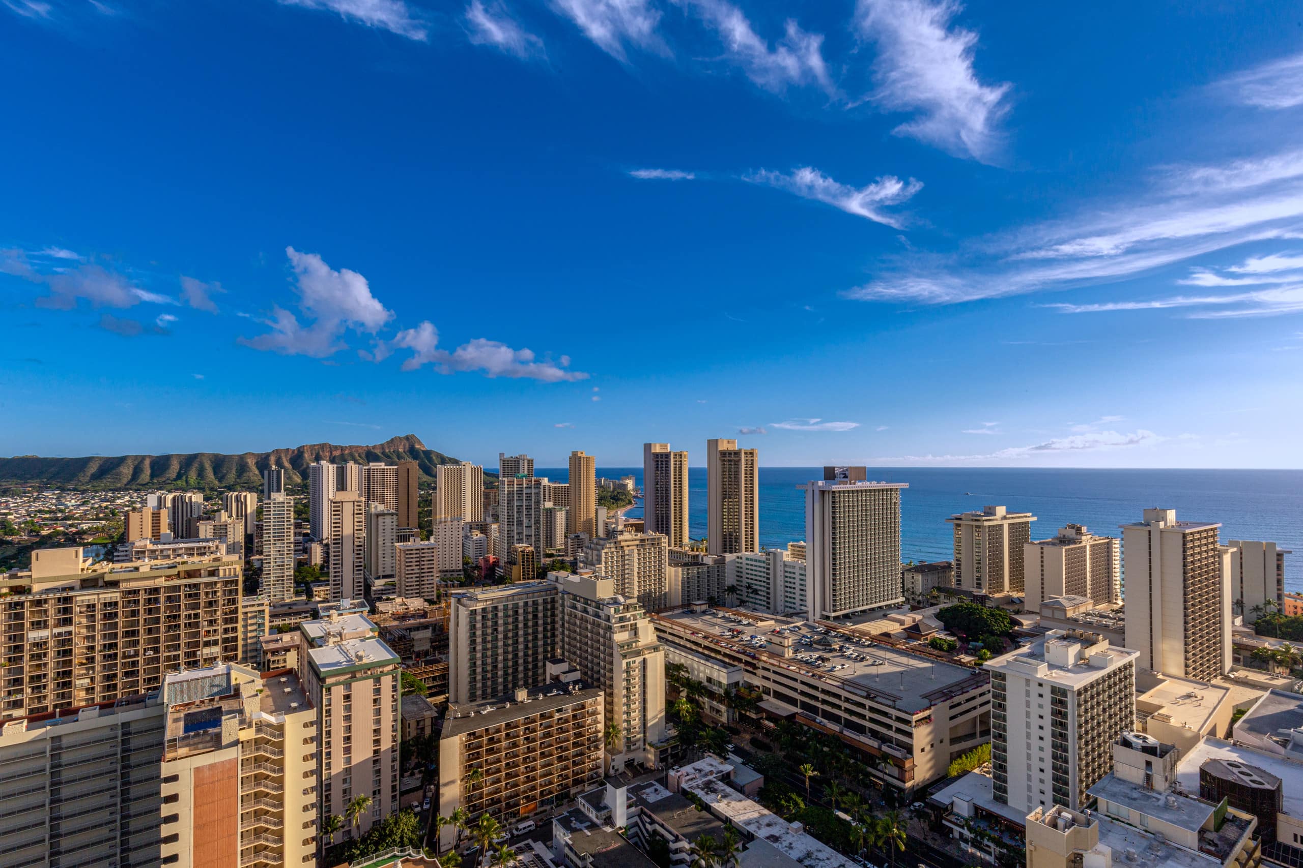 Condo in Honolulu · ★4.75 · Studio · 1 bed · 1 private bath - Image 10