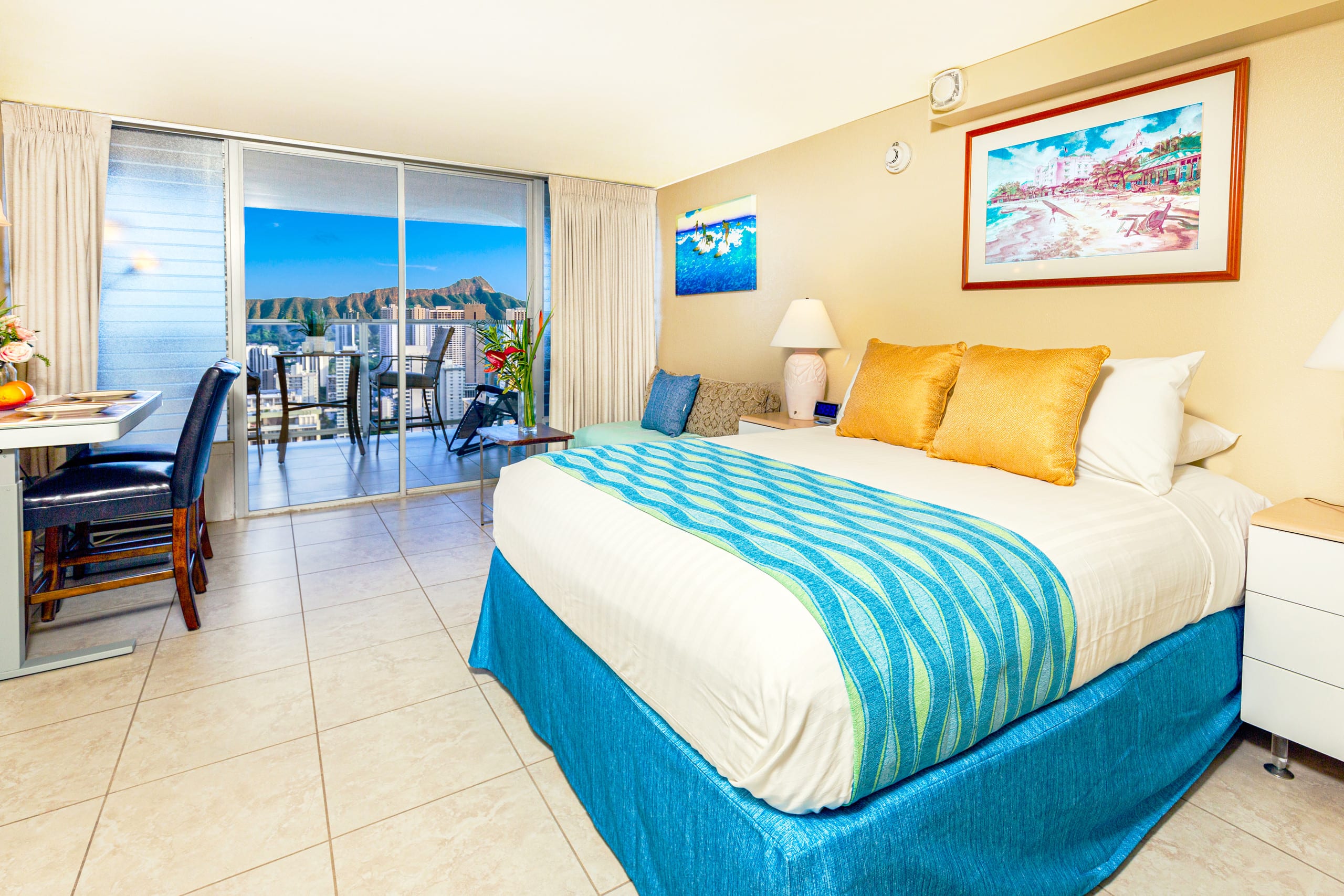 Condo in Honolulu · ★4.75 · Studio · 1 bed · 1 private bath - Image 33